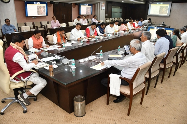 मुख्यमंत्री डॉ. मोहन यादव की अध्यक्षता में हुई सिंहस्थ-2028 के लिए गठित मंत्रीमंडलीय समिति की बैठक