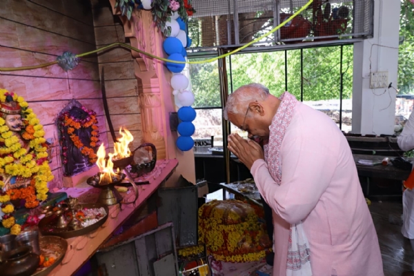 मंत्री मदन दिलावर ने तेजाजी के थानको पर लगाई ढोक, लोकदेवता के मेलों में लोगों को दी शुभकामनाएं