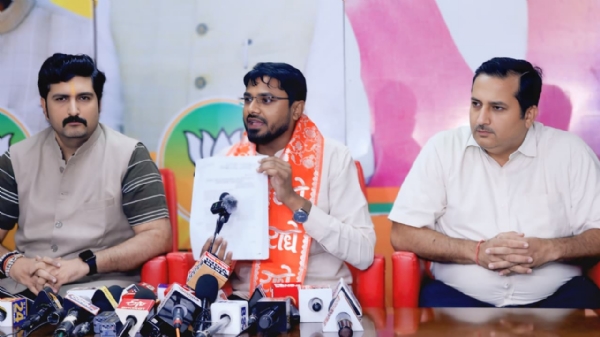 भाजयुमो प्रदेश अध्यक्ष  पत्रकार वार्ता को सम्बोधित करते हुए