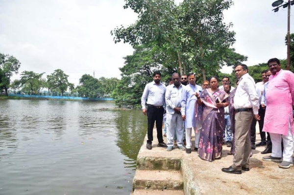 महापौर मालती राय और निगमायुक्‍त  हरेन्द्र नारायन ने देखी गणेश प्रतिमाओं के विसर्जन की व्यवस्थाएं