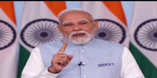 राष्ट्र के नाम संबोधन देते प्रधानमंत्री