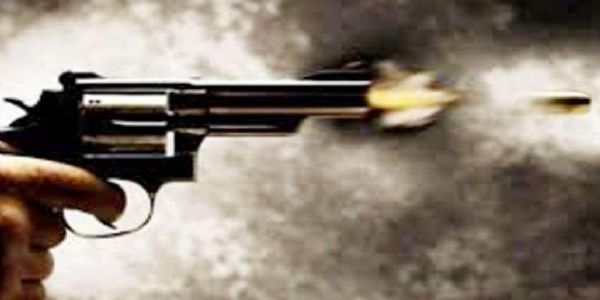 पुलिस पेट्रोलिंग पार्टी पर फायरिंग, हवलदार घायल