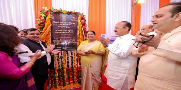 मुख्यमंत्री ने इलेक्ट्रिक बस डिपो का किया शिलान्यास