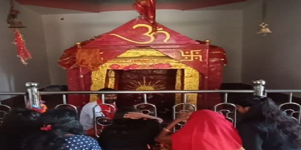 आस्था का केंद्र है महाभारत कालीन भवानी मठ मंदिर, नवरात्र में होती है विशेष पूजा