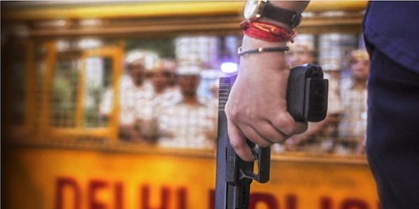 नवरात्रि पर यशराज का सरप्राइज़, रानी मुखर्जी की 