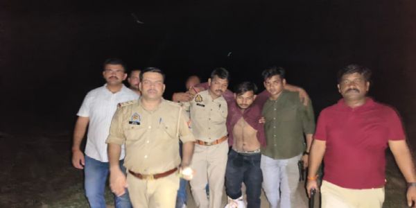 पुलिस मुठभेड़ में एक अपहरण का आराेपित गोली लगने से घायल