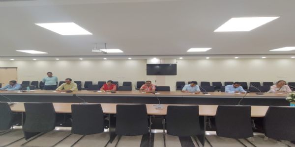 स्वच्छता ही सेवा-2025 : खड़गपुर मंडल में स्वास्थ्य शिविर, जागरूकता संगोष्ठी और स्वच्छता अभियान