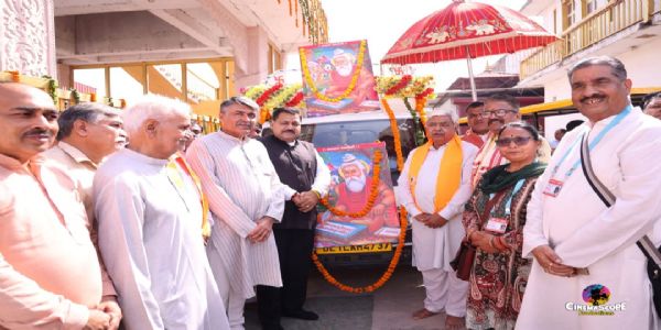 नवरात्रि में अमृतसर से दिल्ली आई ज्योति का खाटू श्याम मंदिर में धूमधाम से हुआ स्वागत