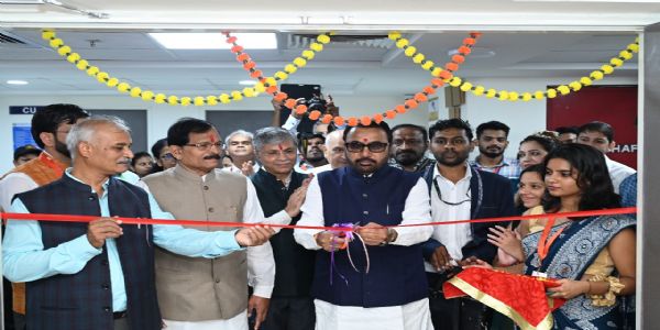 गोवा में  आयुर्वेद दिवस समारोह का उद्घाटन करते हुए आयुष मंत्री प्रतापराव जाधव