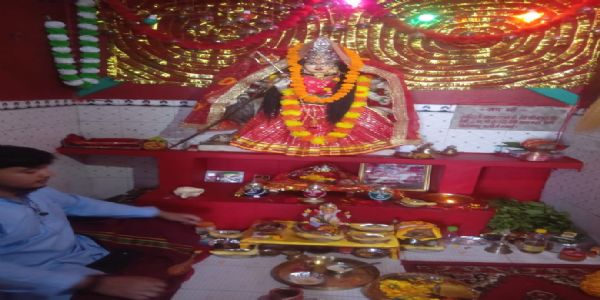 अछरीखाल कभी आंछरियों का था प्रदेश, आज माता के जयकारों से गूंज रहा मंदिर