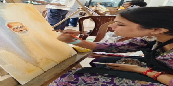 ‘विकसित भारत’ चित्रकला प्रतियोगिता में एक हजार प्रतिभागियों ने कैनवास पर दिखायी जीवंत झलक