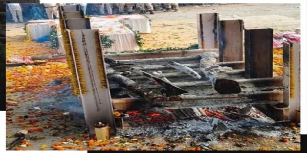 ‘मायाबिनी’ की धुन के बीच असम ने ज़ुबीन गर्ग को दी अंतिम विदाई