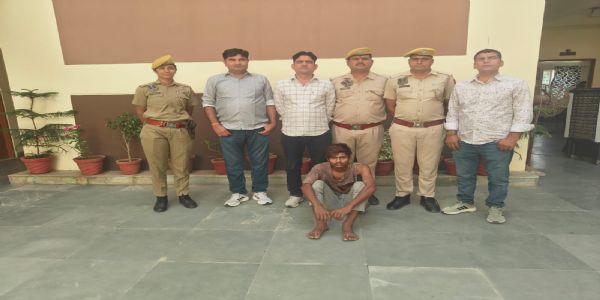 चाकू घोंपकर अपने साथी की हत्या करने वाला आरोपित गिरफ्तार
