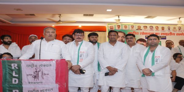 राष्ट्रीय लोकदल पंचायत चुनाव को आंदोलन की तरह लड़ेगा : त्रिलोक त्यागी