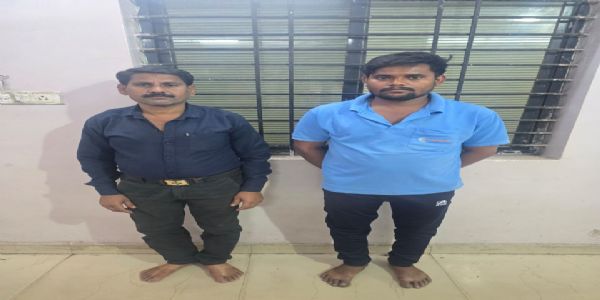 डेढ़ वर्ष पूर्व हुए हत्या के मामले में आरोप‍ित पति व पुत्र गिरफ्तार