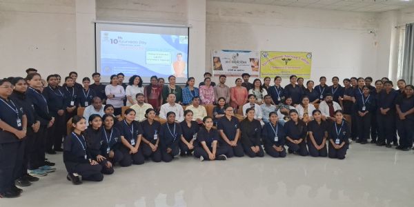 चम्पावत में मनाया गया 10वां राष्ट्रीय आयुर्वेद दिवस