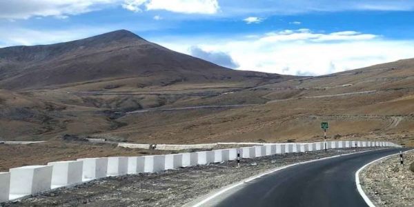 हानले को लद्दाख के सीमावर्ती गाँव चुमार से जोड़ने वाली 91 किलोमीटर लंबी सड़क जनता के लिए खोल दी गई है-सेना