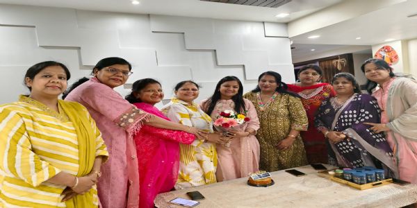 समर्पण शाखा ने विनीता को चेंबर चुनाव में जीत पर दी बधाई