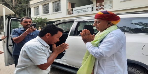 केंद्रीय राज्य मंत्री भागीरथ चौधरी तीन दिवसीय दौरे पर सिक्किम पहुंचे