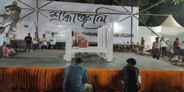 असमः गुवाहाटी के सोनापुर कमारकुची में जुबीन गर्ग के अंत्येष्टि के लिए बनकर तैयार स्थल का दृश्य