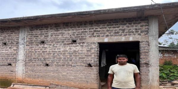 प्रधानमंत्री आवास योजना से मिला पक्का घर