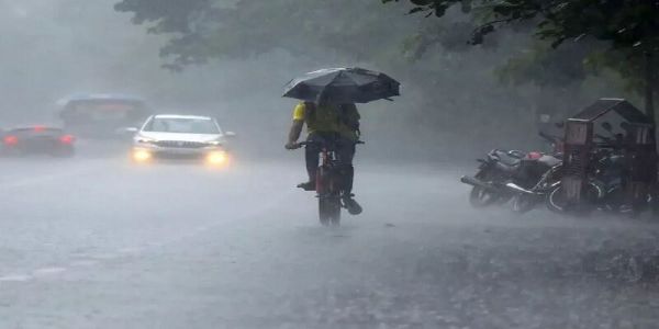 मध्‍य प्रदेश में आज तीन जिलों में तेज बारिश की चेतावनी, अब तक 44 इंच गिर चुका पानी
