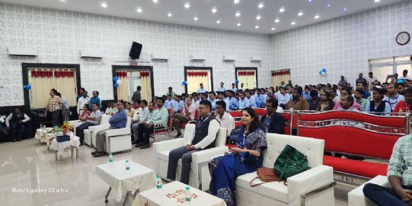 खड़गपुर मंडल में रेलवे कर्मचारियों के लिए जागरूकता शिविर