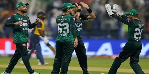 एशिया कप 2025: पाकिस्तान ने ‘करो या मरो’ मैच में श्रीलंका को 5 विकेट से हराया, फाइनल की उम्मीदें बरकरार