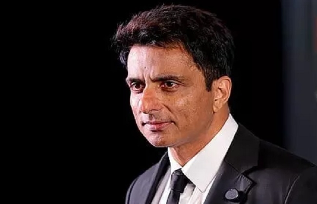 अभिनेता सोनू सूद का फाइल फोटो