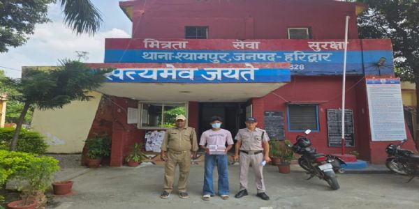 तमंचे के साथ रील वायरल करना पड़ा युवक को भारी, गिरफ्तार
