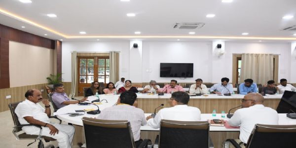 जीएसटी की नई दरों से बेंचे सामान, आम जनता को मिले इसका लाभ: मनीष कुमार वर्मा