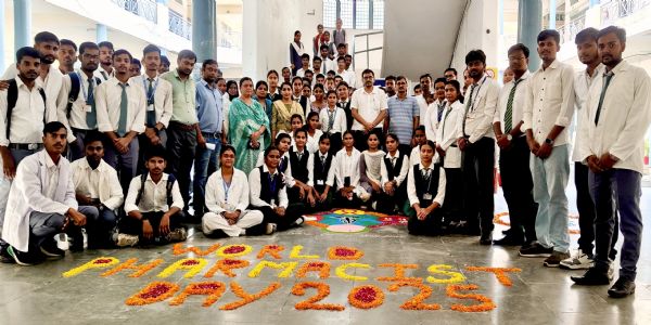 फार्मासिस्ट केवल दवा वितरक ही नहीं, बल्कि स्वास्थ्य सुरक्षा के प्रहरी भी हैं: निपेंद्र सिंह