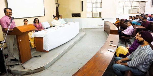 हिसार : खाद्य पदार्थों में संदूषकों की पहचान अनिवार्य कदम : डॉ. शरणगौड़ा बी. पाटिल