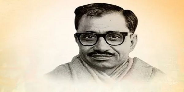 प्रधानमंत्री माेदी समेत भाजपा नेताओं ने पंडित दीनदयाल उपाध्याय काे दी श्रद्धांजलि
