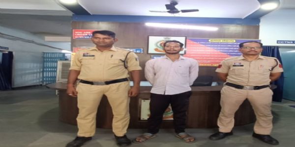 शादी का झांसा देकर दुष्कर्म करने वाला आरोपित गिरफ्तार