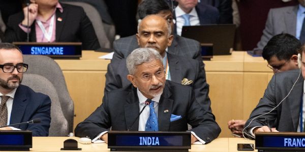न्यूयॉर्क में भारतीय विदेशमंत्री एस जयशंकर संयुक्त राष्ट्र महासभा के 80वें सत्र के अवसर पर दक्षिण अफ्रीका की मेजबानी में आयोजित जी-20 विदेश मंत्रियों की बैठक को संबोधित करते। फोटो -विदेशमंत्री जयशंकर के एक्स हैंडल से