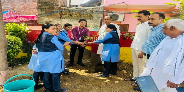 उपमहापौर जय भगवान ने बेगमपुर वार्ड में चलाया गया विशेष सफाई अभियान