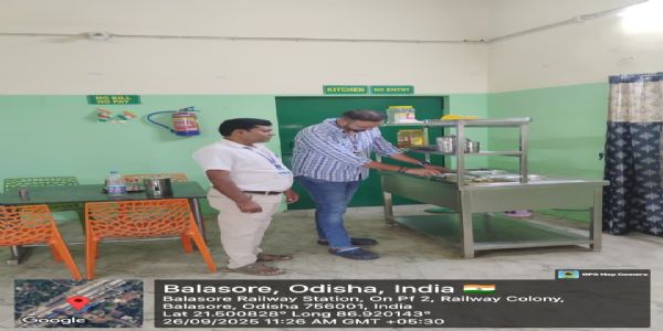स्वच्छता ही सेवा अभियान : खड़गपुर मंडल रेलवे में स्वच्छ आहार पहल
