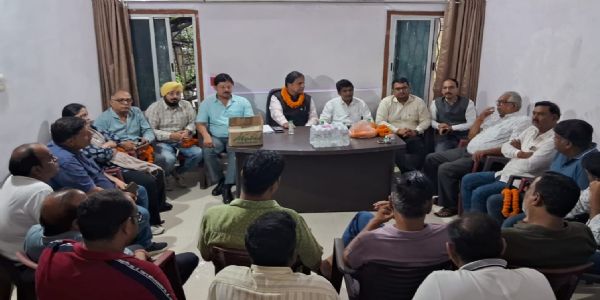 चेंबर ने पंडरा कृषि मंडी के व्‍यापारियों की समस्याएं दूर करने का दिया आश्वासन