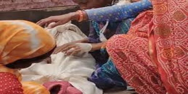 धार: घर में घुसकर साढ़े 4 साल के बच्चे की हत्या, धारदार हथियार से किये मासूम के दो टुकड़े, मां पर भी हमला