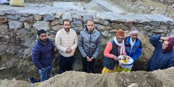 यमुनोत्री रोपवे  प्रोजेक्ट देरी की वजह एलाइनमेंट में बदलाव का प्रस्ताव:  सचिव
