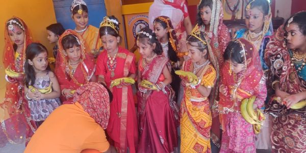 सरस्वती विद्या मंदिर कटहरा में हुआ कन्या पूजन