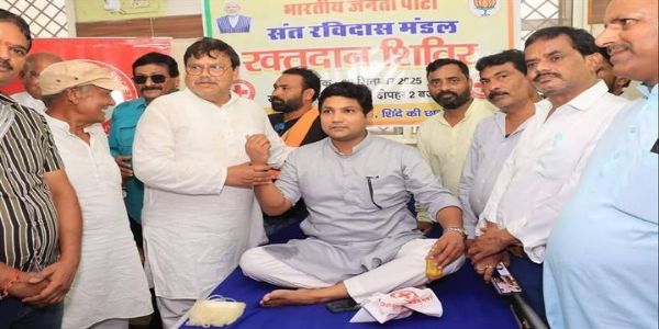 स्वदेशी उत्पादों को अपनाना आत्मनिर्भर भारत की दिशा में महत्वपूर्ण कदमः मंत्री तोमर