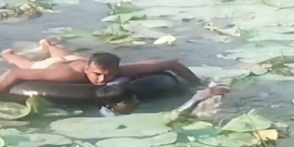 संकटमोचक बनी मीरजापुर पुलिस, डूबते श्रद्धालु की बचाई जान