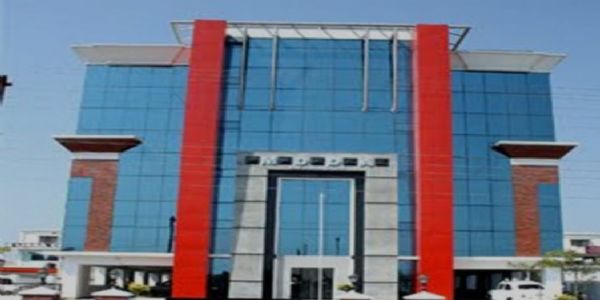 अवैध निर्माण और प्लॉटिंग पर चला एमडीडीए का बुलडोज़र, कई भवन सील