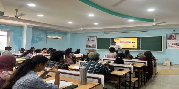 विद्यार्थियों की रचनात्मकता को नई दिशा देती हैं कार्यशालाएं : डॉ. राज कुमार सिंह