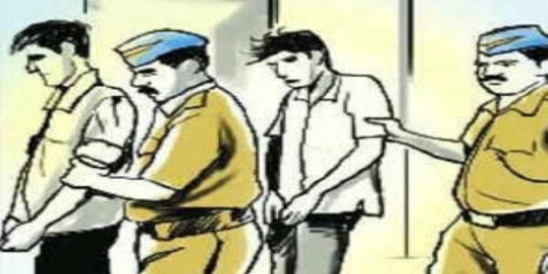 महिला के साथ युवक का अश्लील वीडियो वायरल करने वाले दो गिरफ्तार