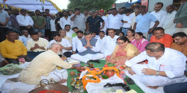 मुख्यमंत्री ग्रीन रोड इंफ्रास्ट्रक्चर डेवलपमेंट स्कीम (अर्बन) के तहत लाल बंगला रोड बनेगी विश्वस्तरीय : सतीश महाना