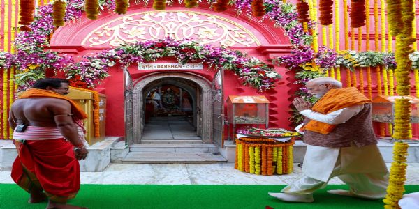 प्रधानमंत्री मोदी नवरात्रि पर देवी स्तुतियों से दे रहे हैं भाषाई विविधता और अनेकता में एकता का संदेश
