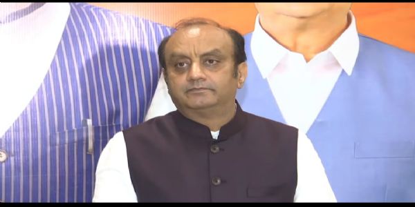पश्चिम बंगाल में सनातन धर्म की मान्यताओं को सरे आम कुचला जा रहा : भाजपा